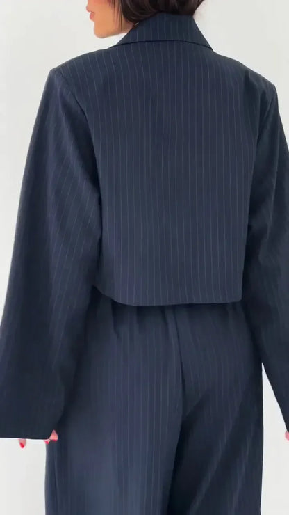 Catherine - Elegant Suit